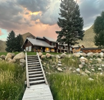 East Fork River Lodge