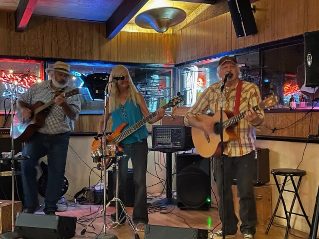 Whiskey Dogs at the Challis Roadhouse for the Car Show!